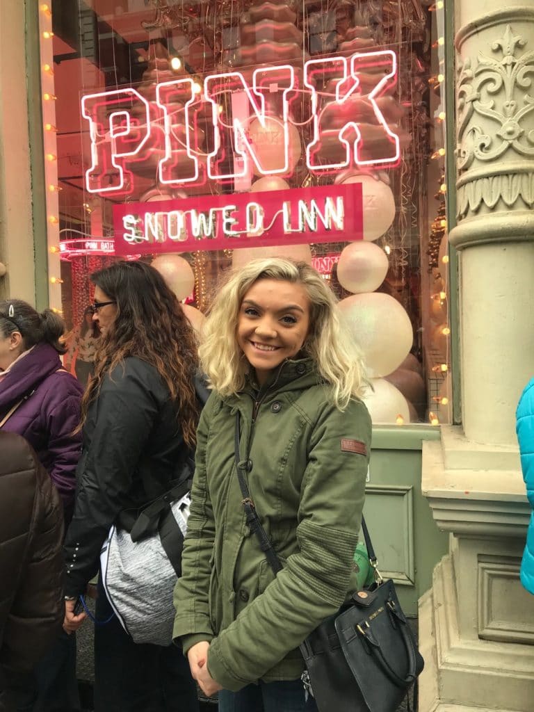 victoria's secret pop-up