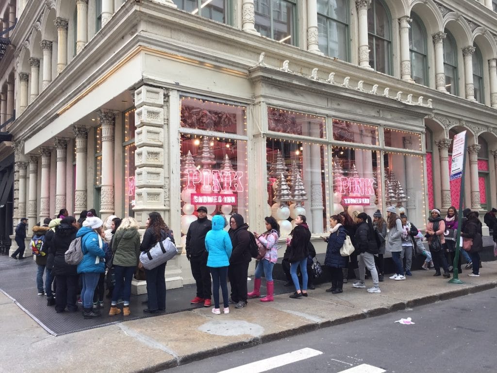 victoria's secret pop-up